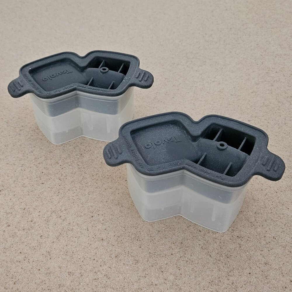 RARE 2 TOVOLO DOUBLE STACKING LIQUOR WHISKEY COCKTAIL ICE CUBE MOLD SLOW MELTING